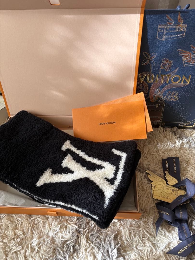 Louis Vuitton マフラー・コンフィー　ロゴマフラー M79399