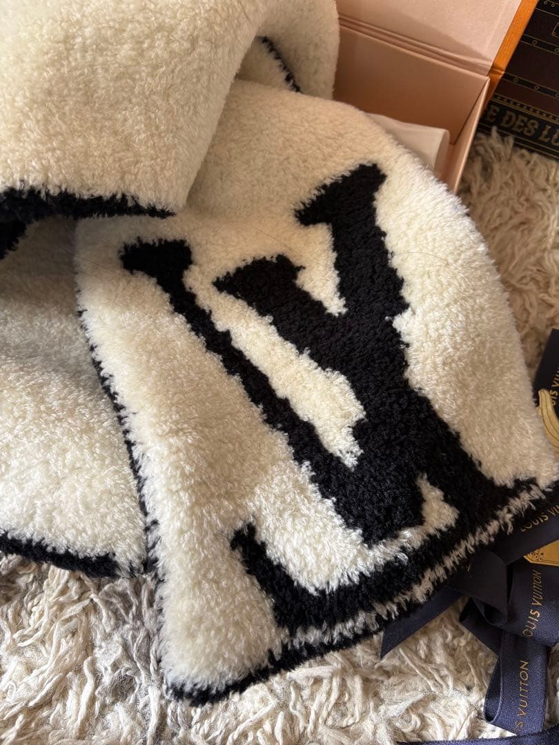 Louis Vuitton マフラー・コンフィー　ロゴマフラー M79399