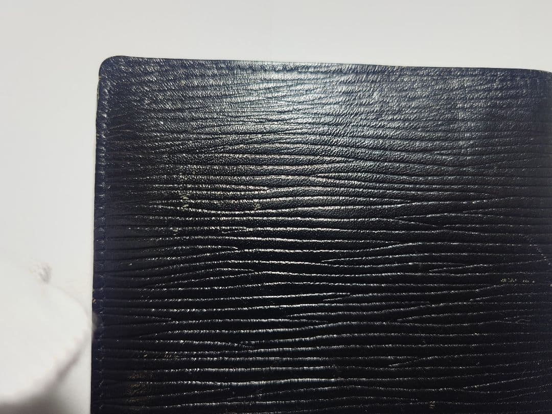 H*i様 Louis Vuitton ルイヴィトン エピ 財布 二つ折り 黒