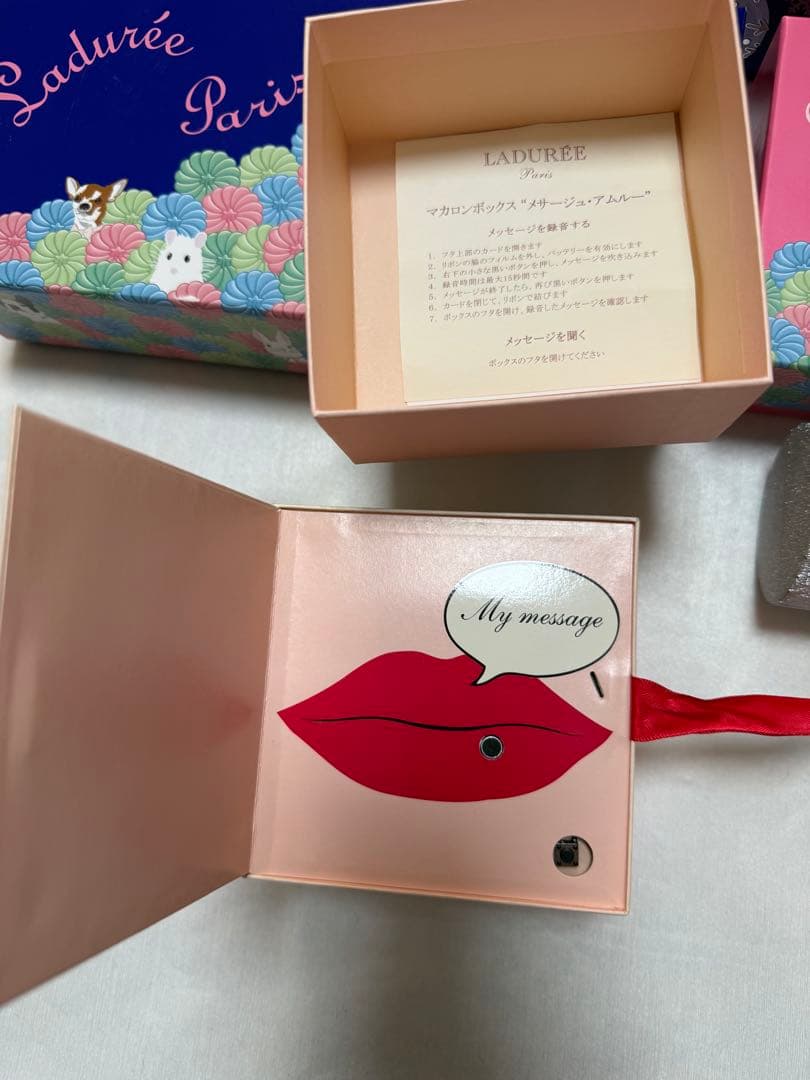 Ladurée マカロン箱 多様なデザイン