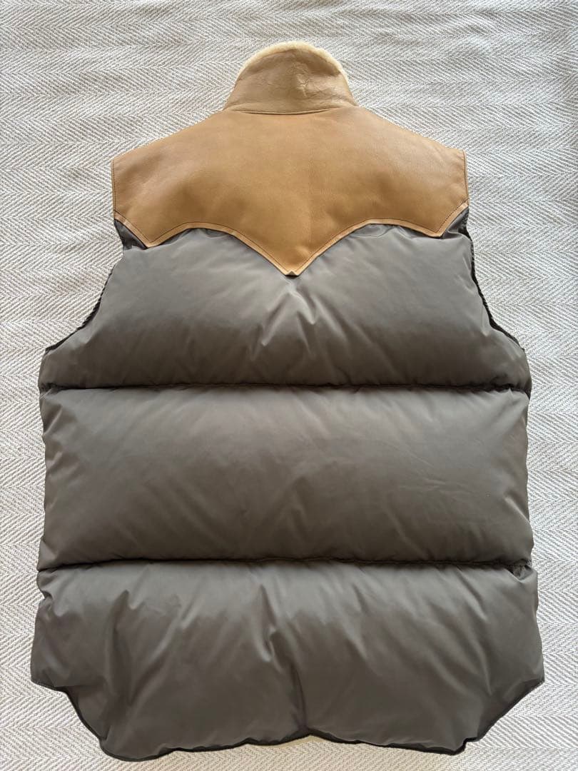 【新品】ドゥーズィエムクラス購入　ダウンベスト　タグ付き