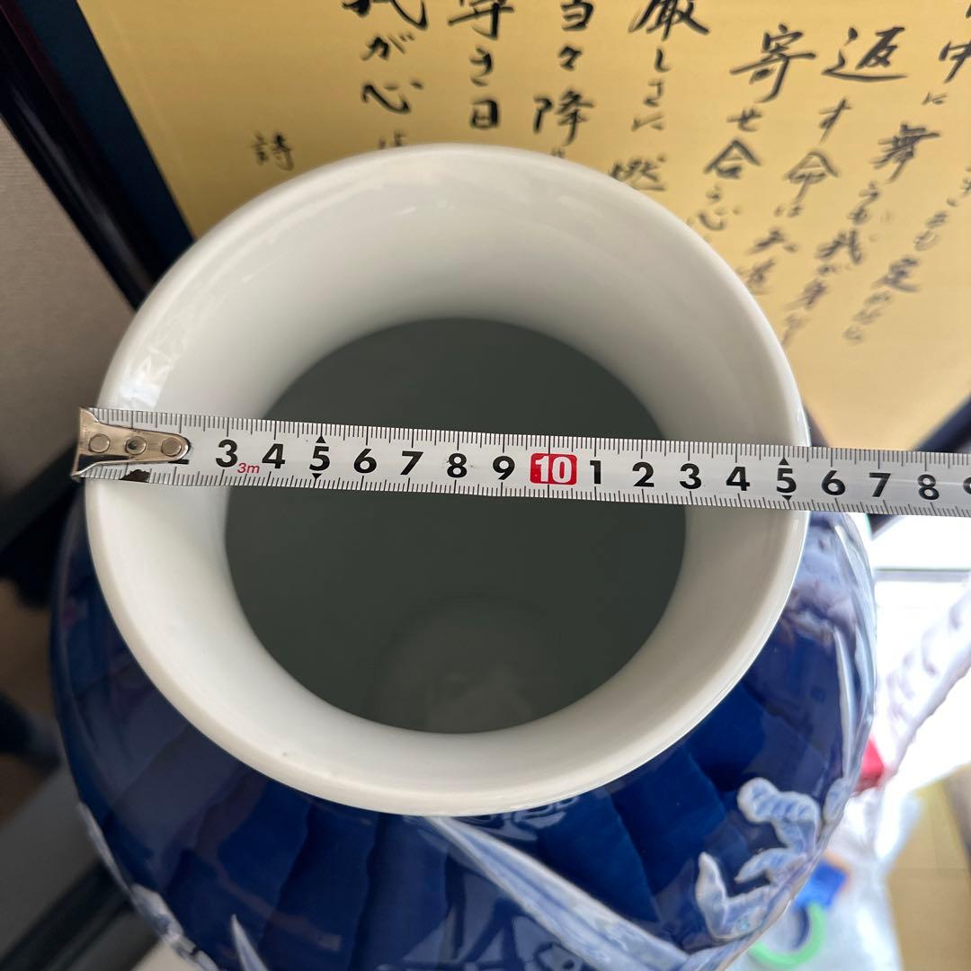 高級品　有田焼　伊万里焼　特大　花瓶　壺　手描き　陽刻　蘭