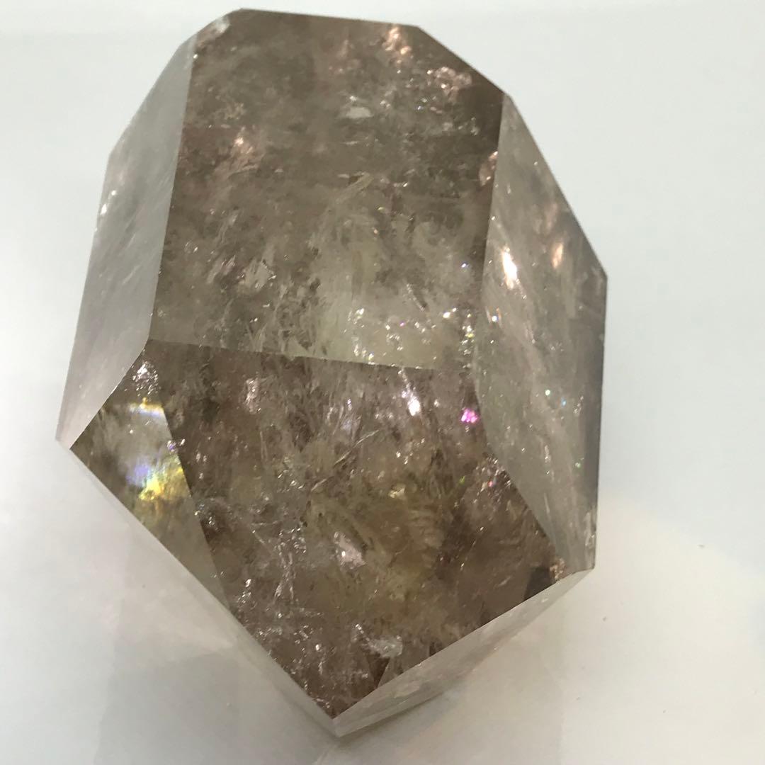 ★天然石★スモーキー虹入りポイント★パワーストーン★透明感がありレインボーも綺麗