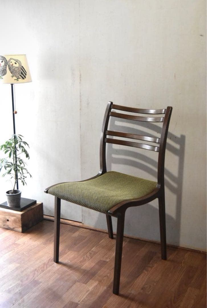 ダイニングチェア FUJI FURNITURE CALM