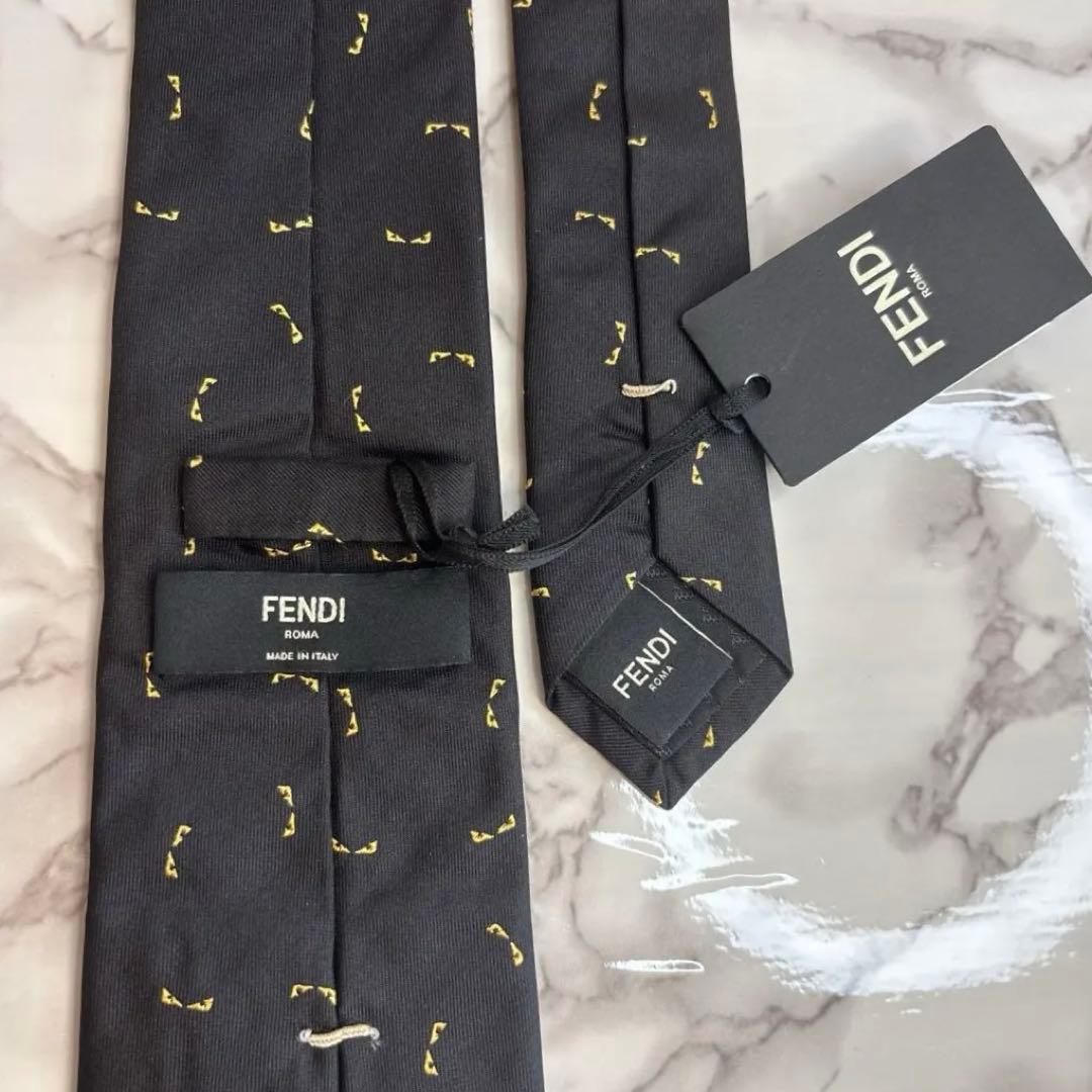 【タグ&袋付】FENDI ネクタイ　ブラック　黒色　バグズアイ　モンスター