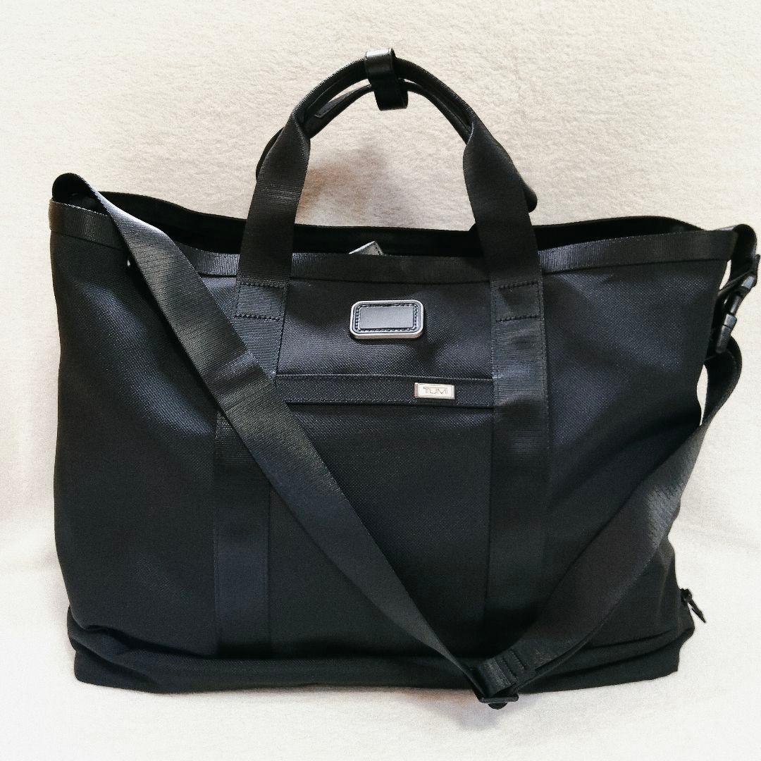 ほぼ新品 TUMI ALPHAアルファ キャリーオールトート ブラック