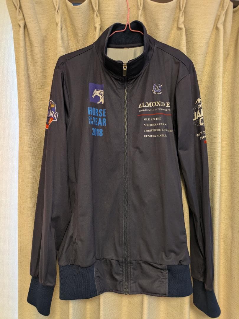 アーモンドアイジャパンカップ記念ジャケット