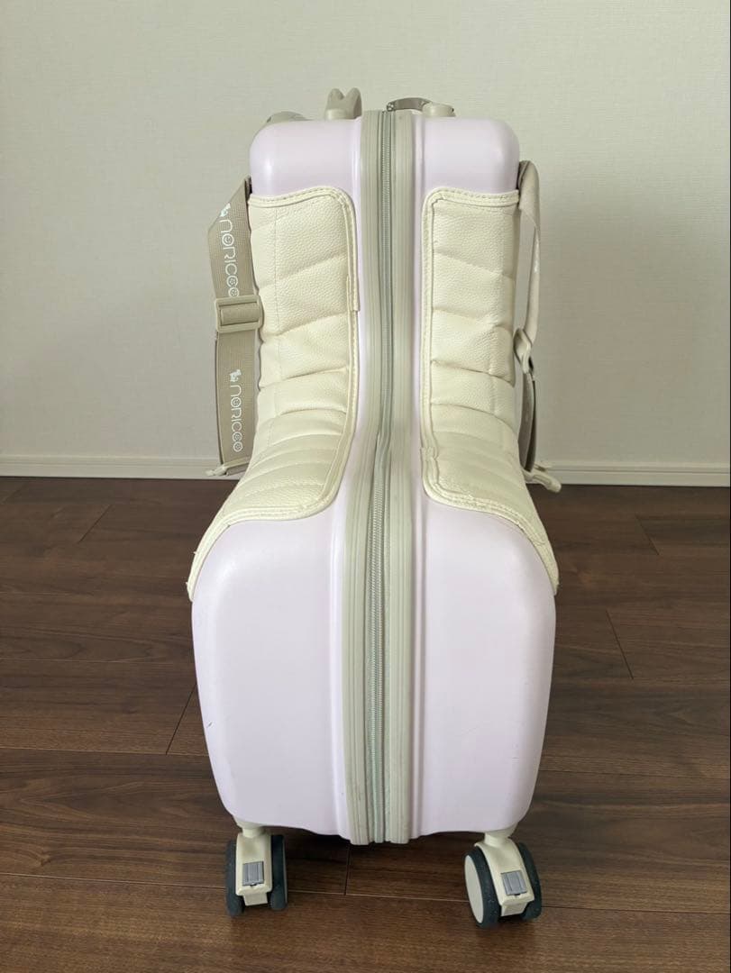 み*☆様 ノリッコ おしり痛くないクッション付 乗れるスーツケース