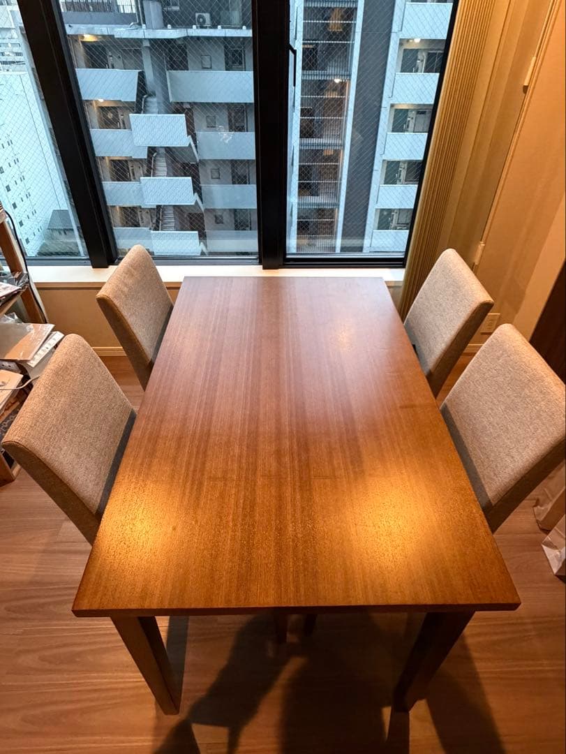 【今月末削除値下げ交渉OK】ダイニングテーブル　チェア　5点セット