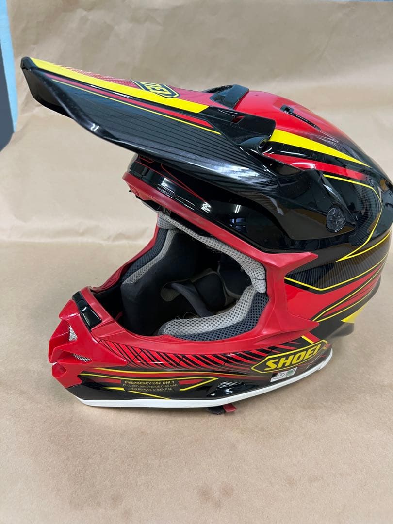 SHOEI フルフェイスヘルメット レッド/ブラック/イエロー