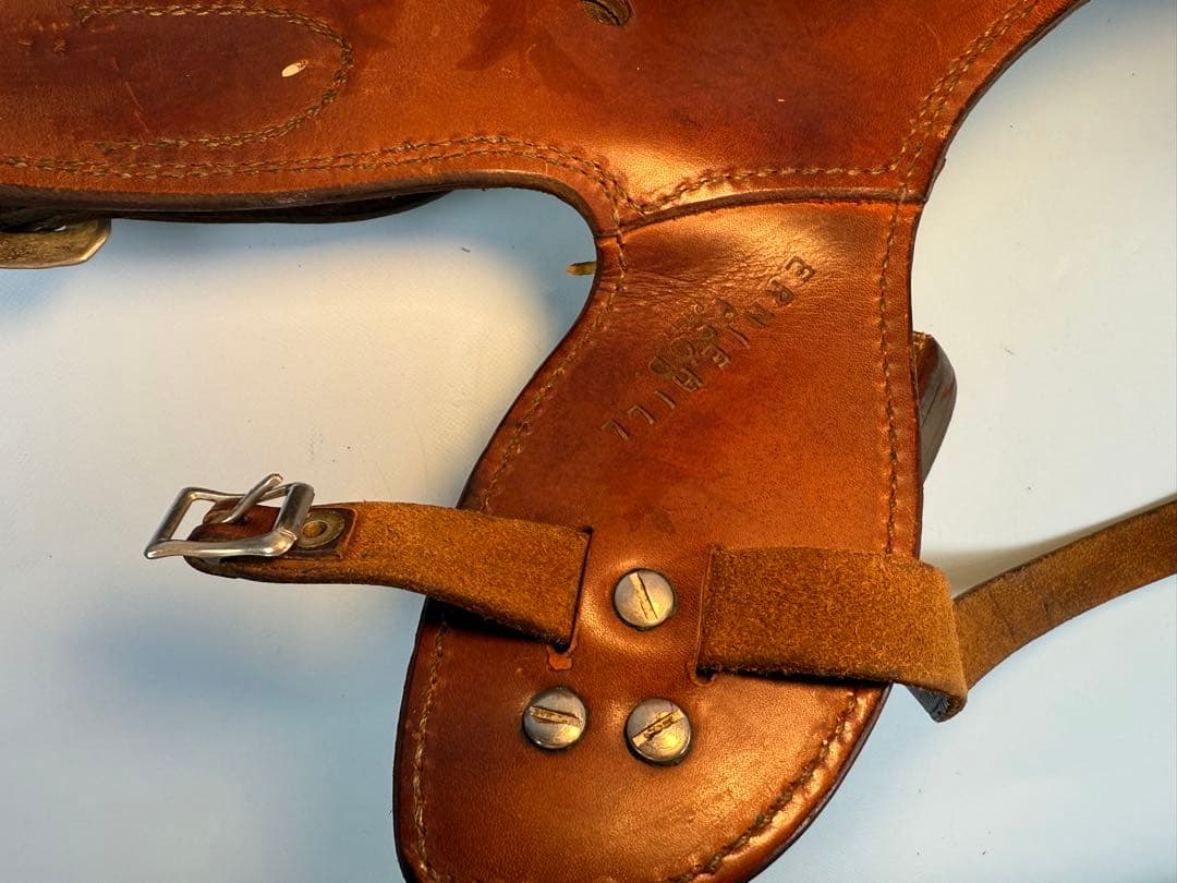 ファストドロー用カスタムホルスター　U.S ERNIE.HILL製（Used)