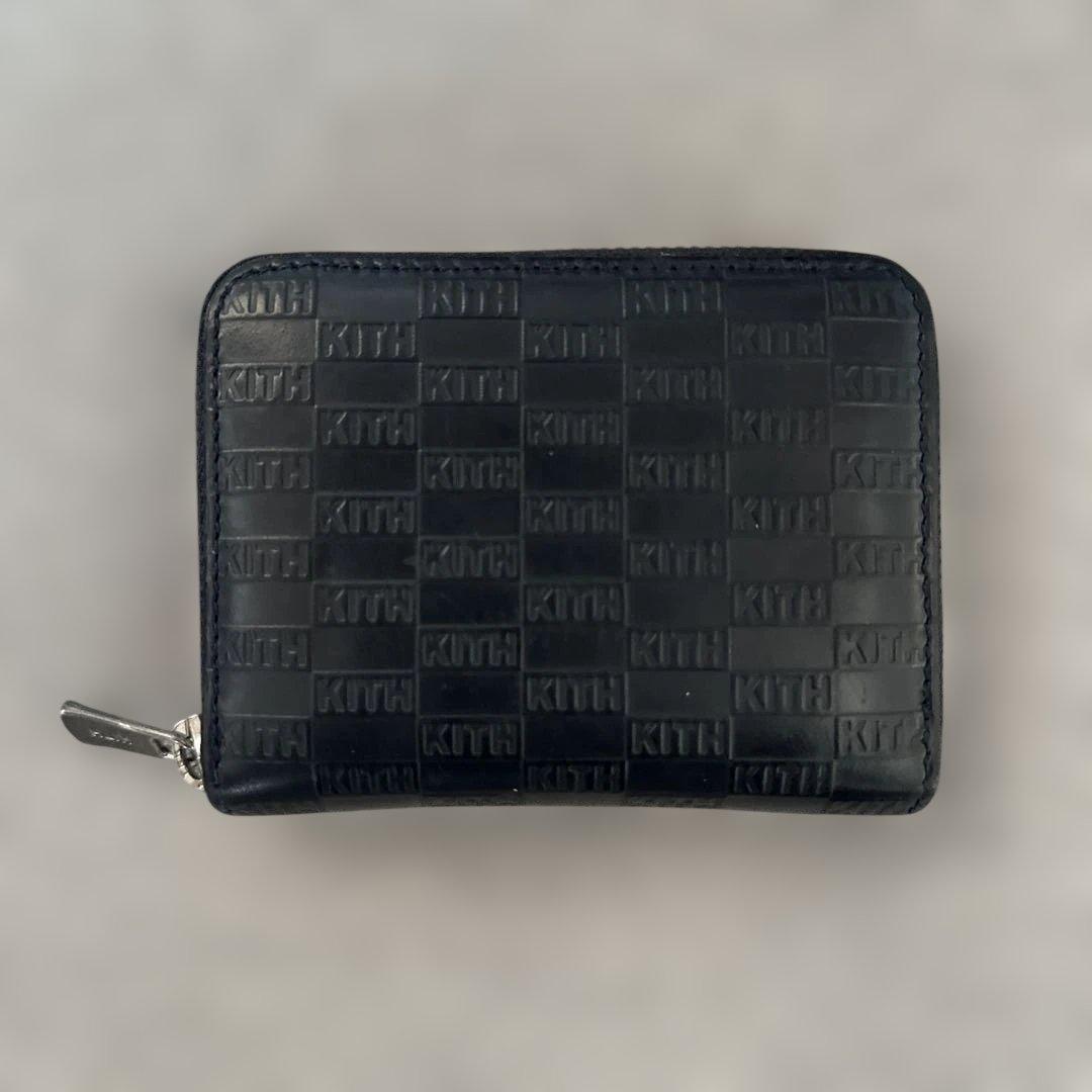 小物 kith zip wallet navy