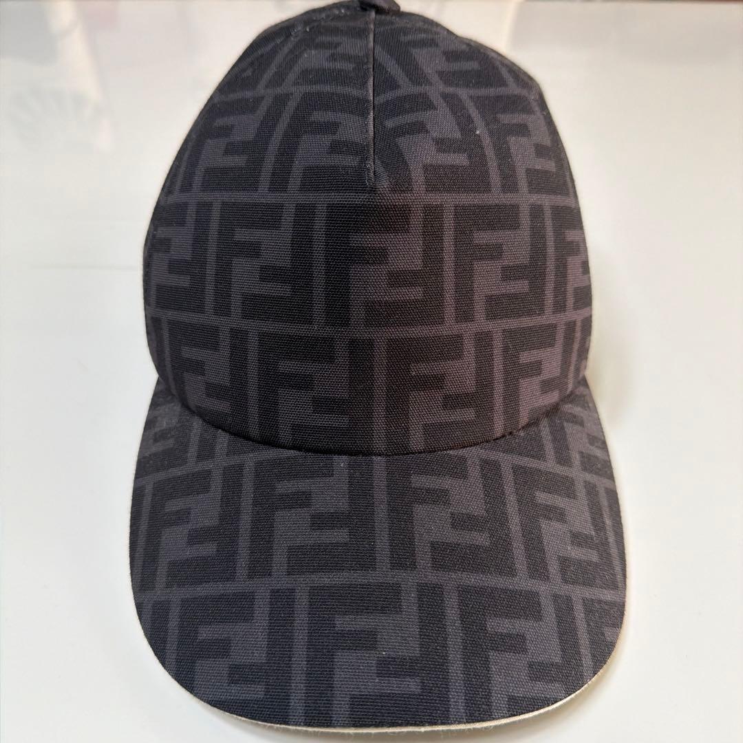 最終お値下げ正規品フェンディFENDI帽子FF柄キャップ帽ハットズッカ柄