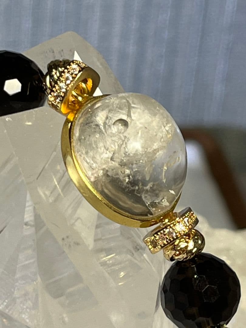 【ロイヤルグレード水入り水晶】アイリスクォーツxスモーキークォーツxオニキス