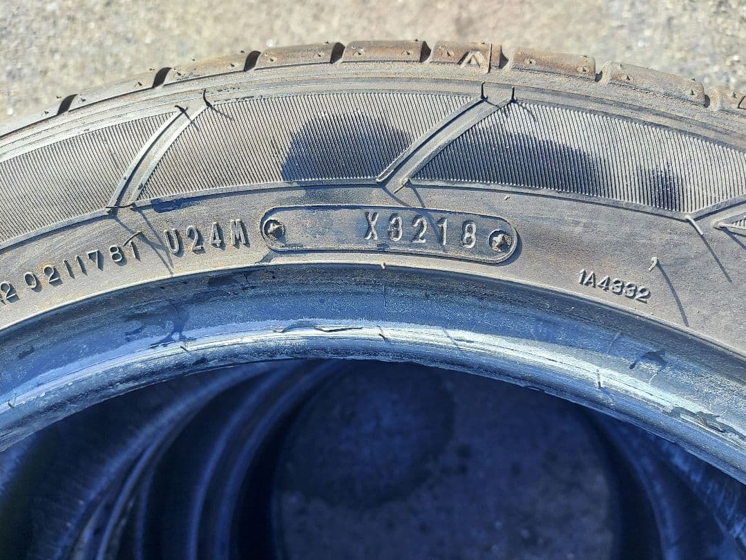 ダンロップ スポーツマックス 215/50R17インチ9分山 きれい