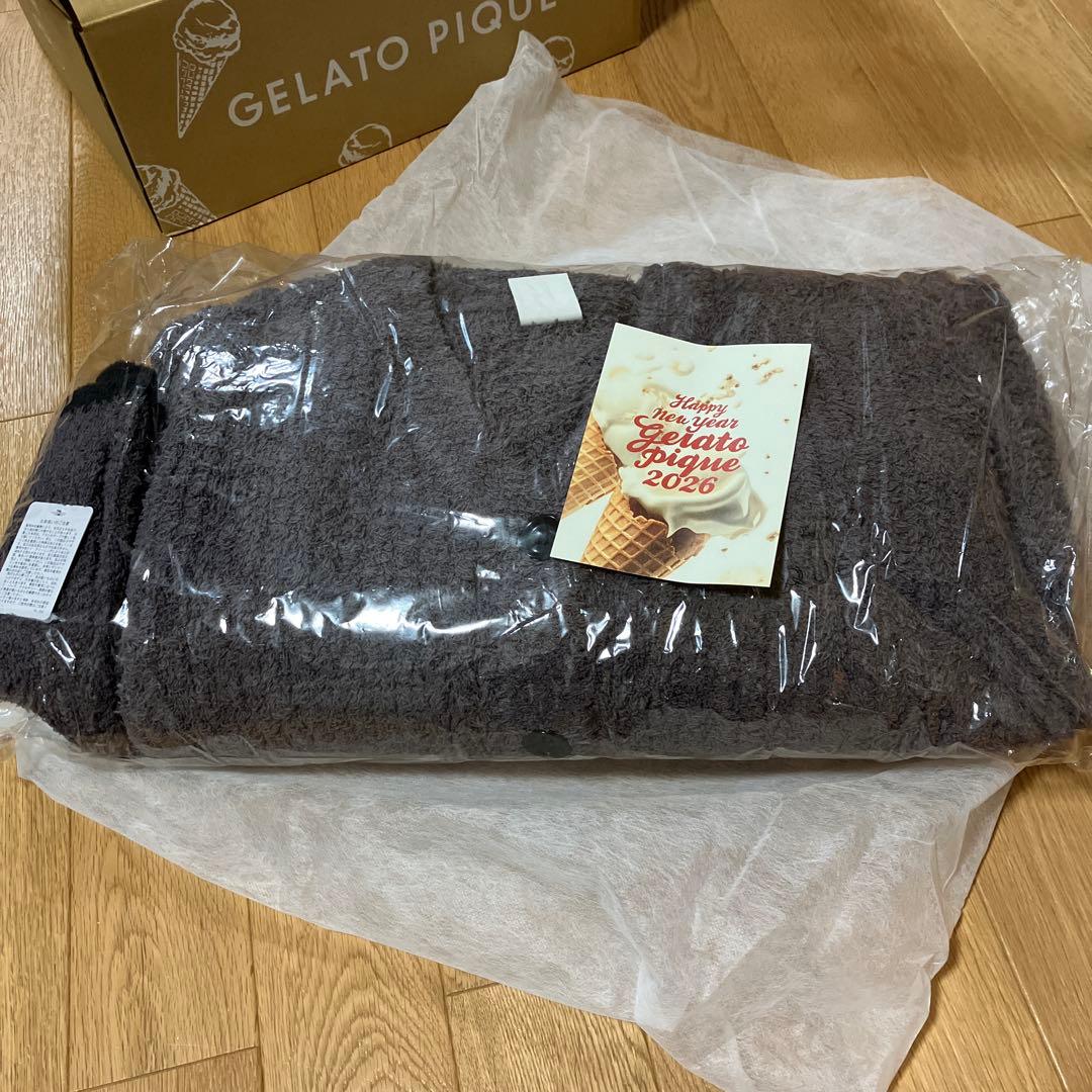 ◆ GELATO PIQUE HAPPY BOX 2026 〈B〉 ３点セット