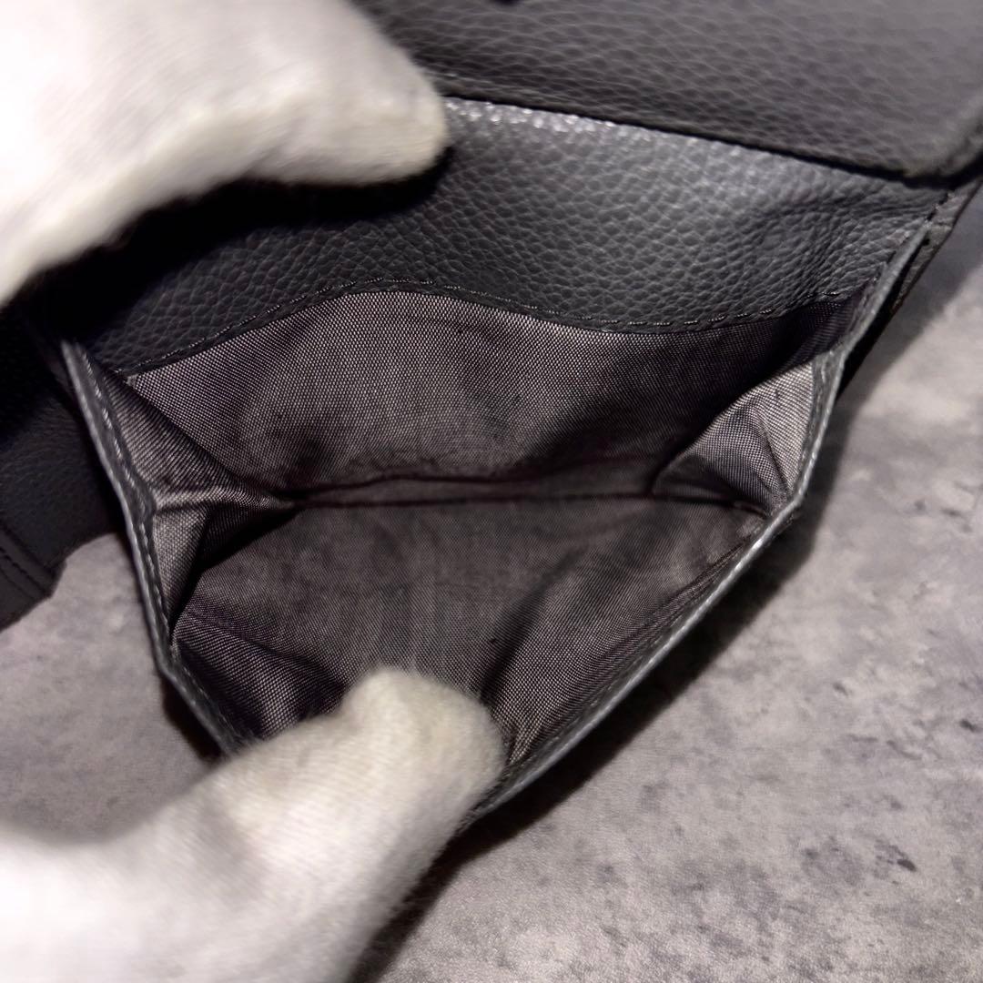✨極美品✨ PRADA 折り財布 三角ロゴ シボ革 希少カラー グレー