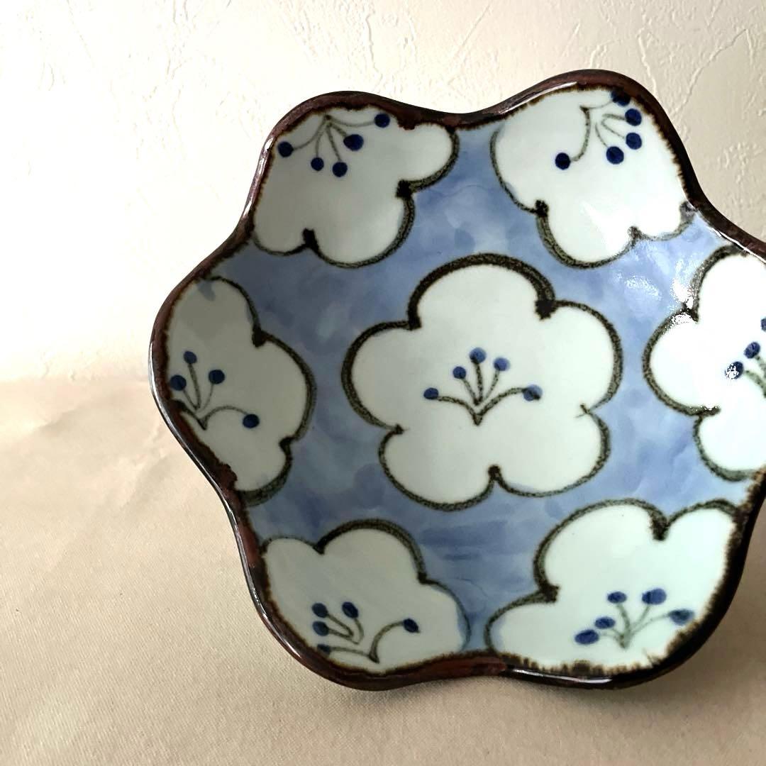 M97○ 【みーです。】葡萄柄お皿２枚も同梱