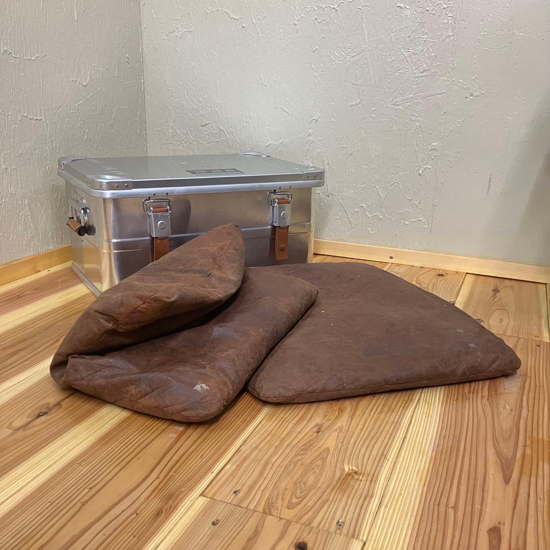 ヴィンテージ 革 座布団 2枚