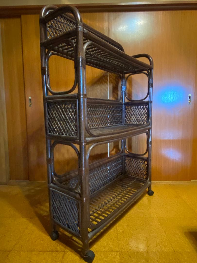 【最終価格】ラタン ラック キャスター付き