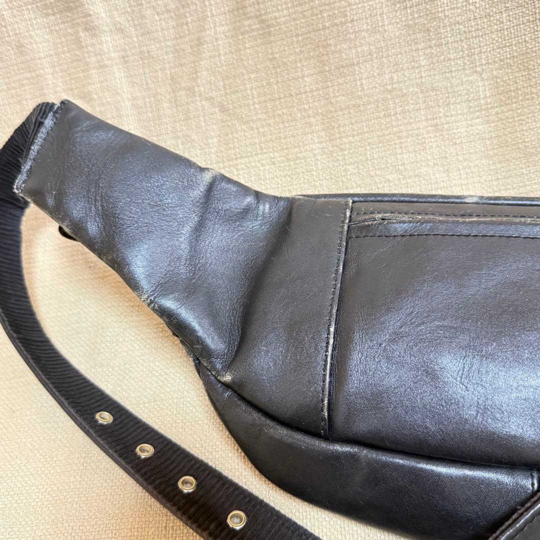 schott ショット パデッド レザー ボディバッグ 黒