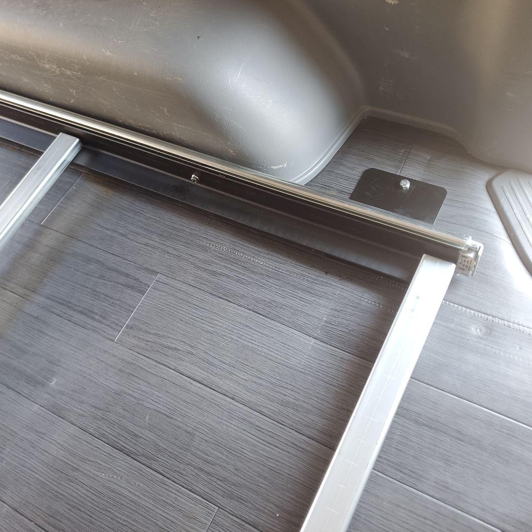 ハイエース スライドフロア1800㎜ スライドレール フレーム