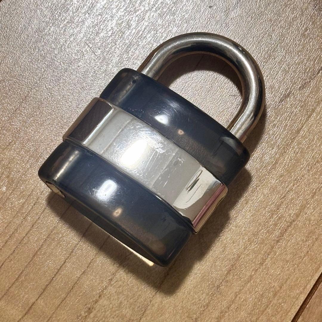 レア✨Chloe パドロック型 南京錠 チャーム