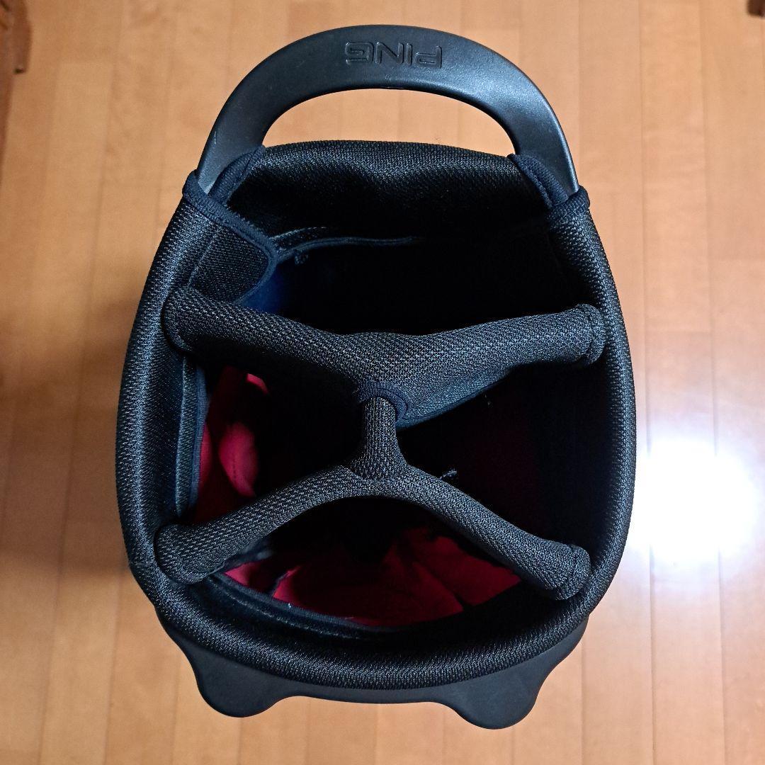 ピンスタンド式キャディバッグ-希少フード内蔵型、美品！レンチはオマケ。