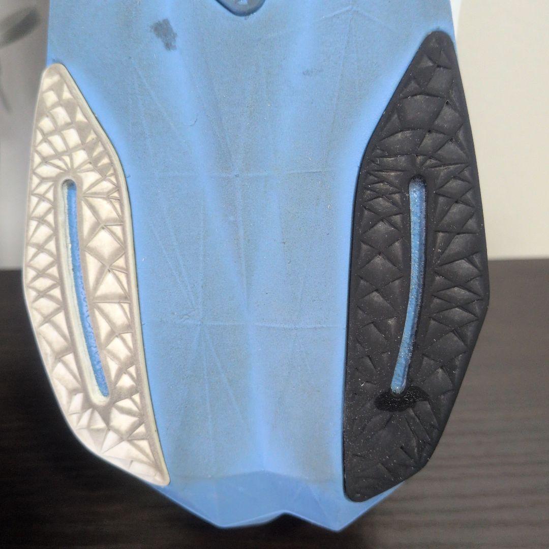 FUELCELL REBEL V4　27.5センチ