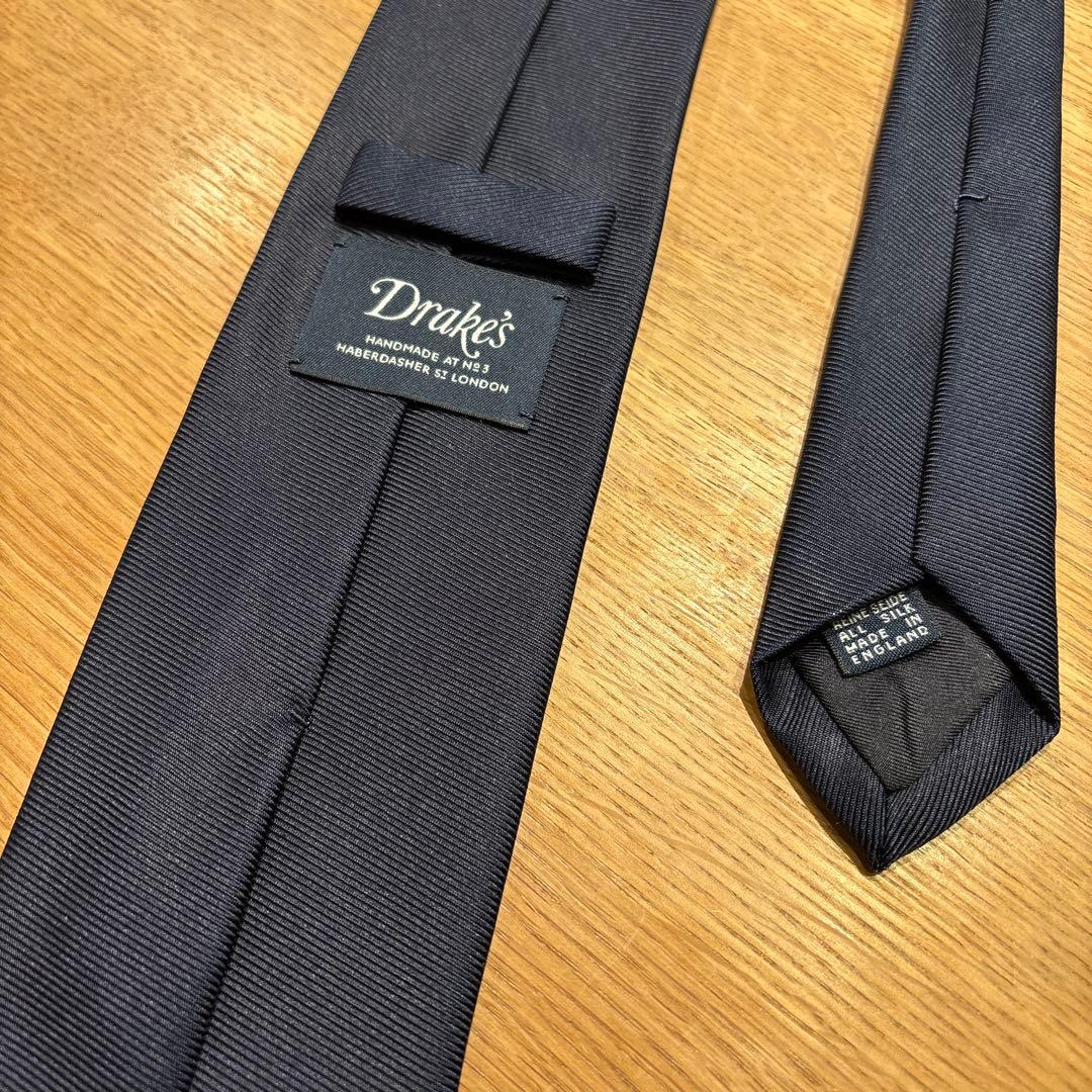 ドレイクス ／ ネクタイ