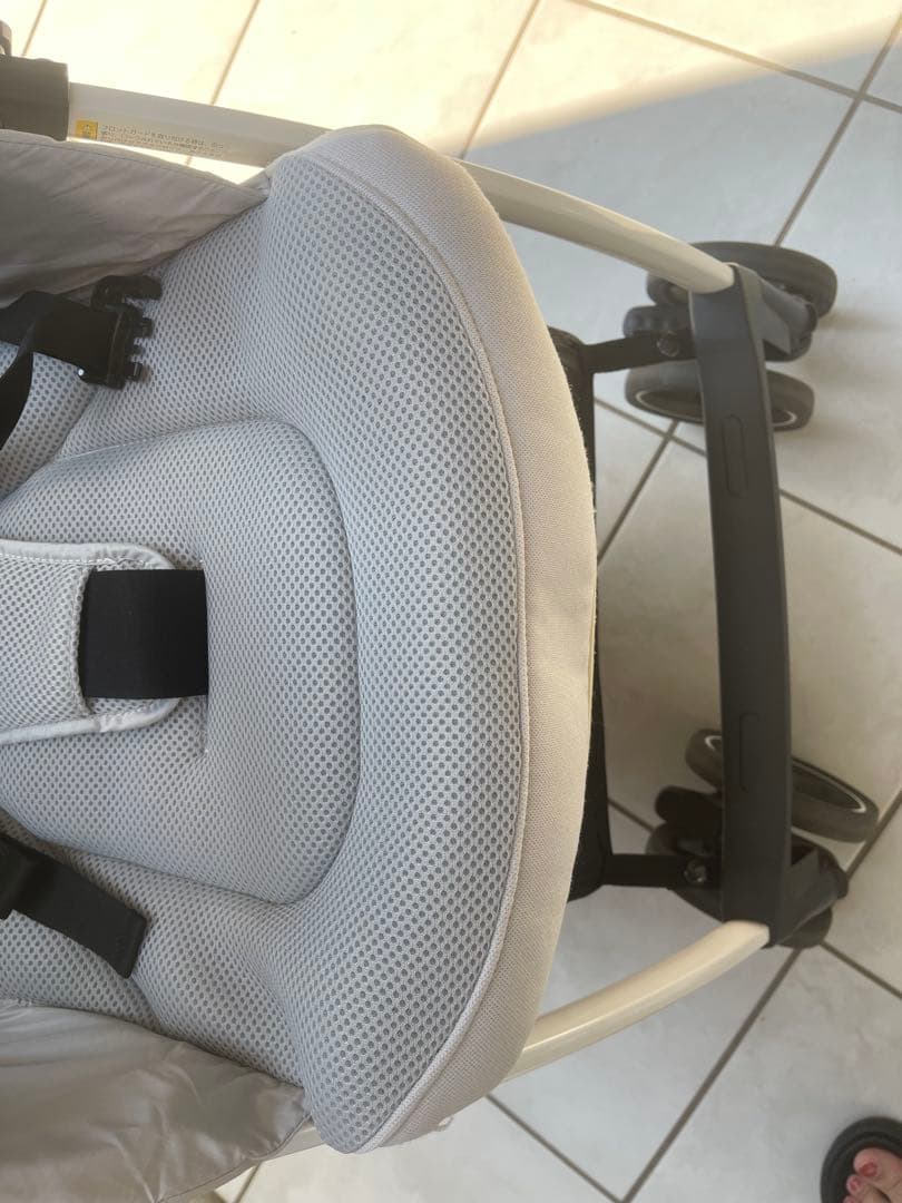 美品✨Aprica アップリカ ラクーナクッションフリー グレー