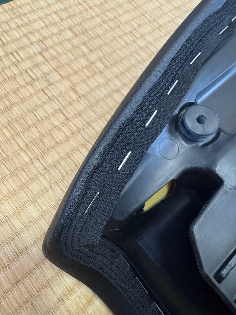 トライアンフボンネビルT120純正オプション　ローツインシート　A2302628