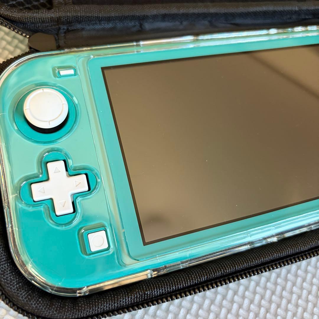 【超美品】Nintendo Switch Lite 限定版あつまれどうぶつの森