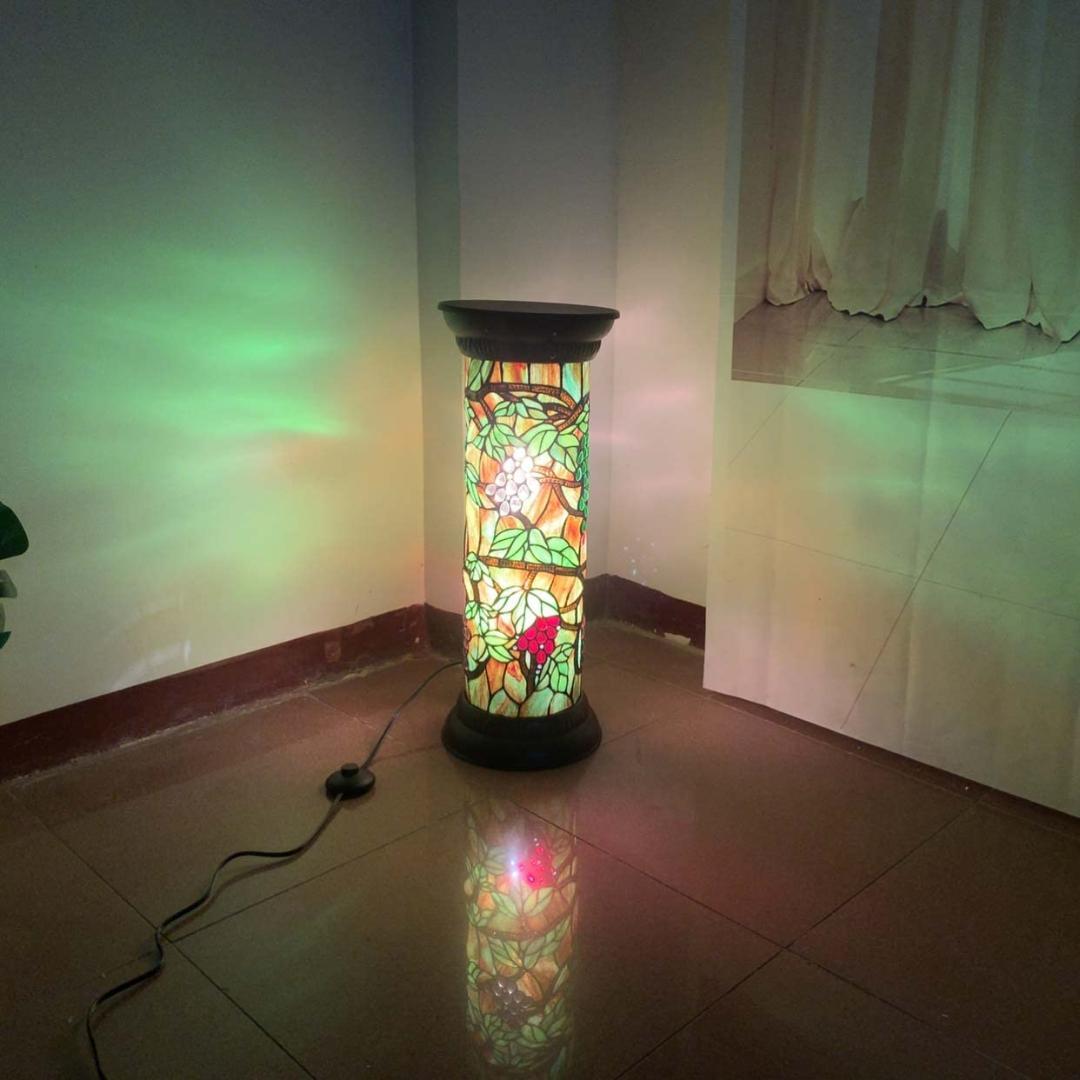 ランプ 美しいデザイン 色鮮やか ハンドメイド ステンドグラス