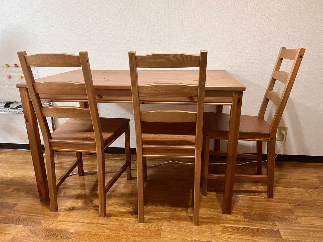 IKEA HÄGERNÄS ヘーゲルネス テーブル＆チェア3脚