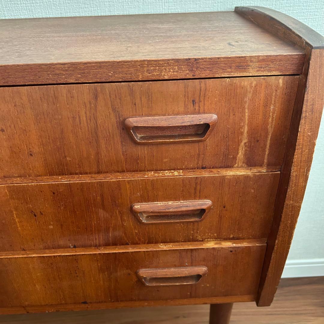 デンマーク　チーク　3段チェスト　スモールチェスト　北欧家具　ヴィンテージ