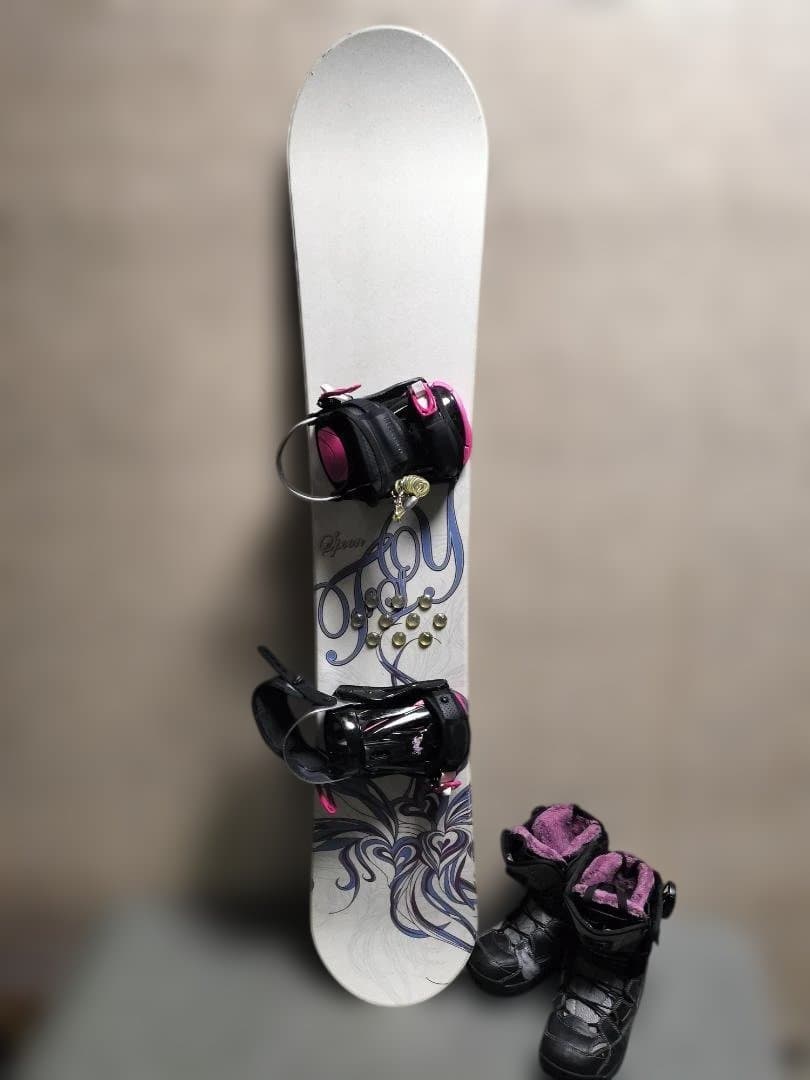 【4点セット】SPOON スノーボード 143cm / Salomonブーツ