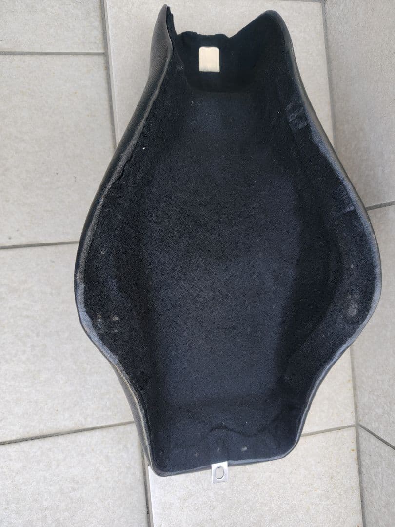 スポーツスター　シート トップガンXL883XL1200