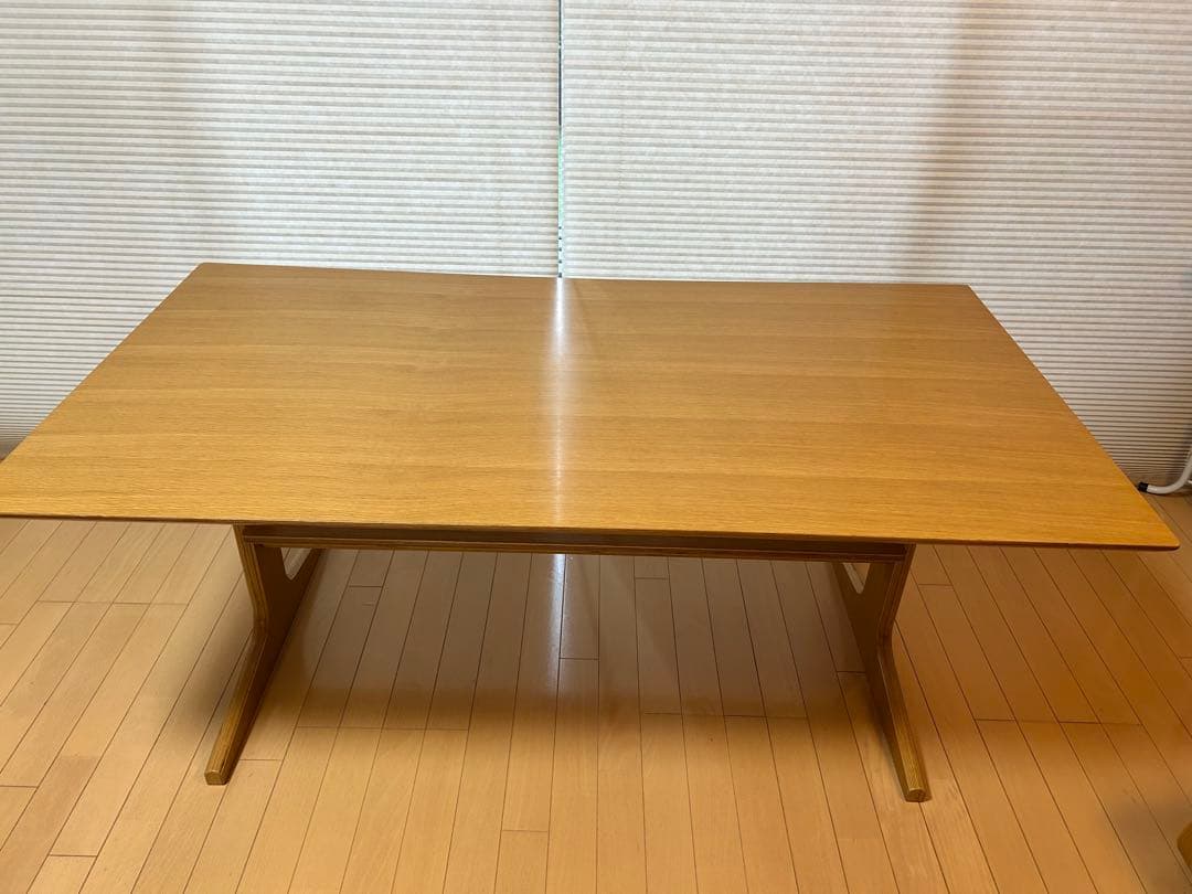 無印ダイニングテーブル150㎝×80㎝×高さ60㎝