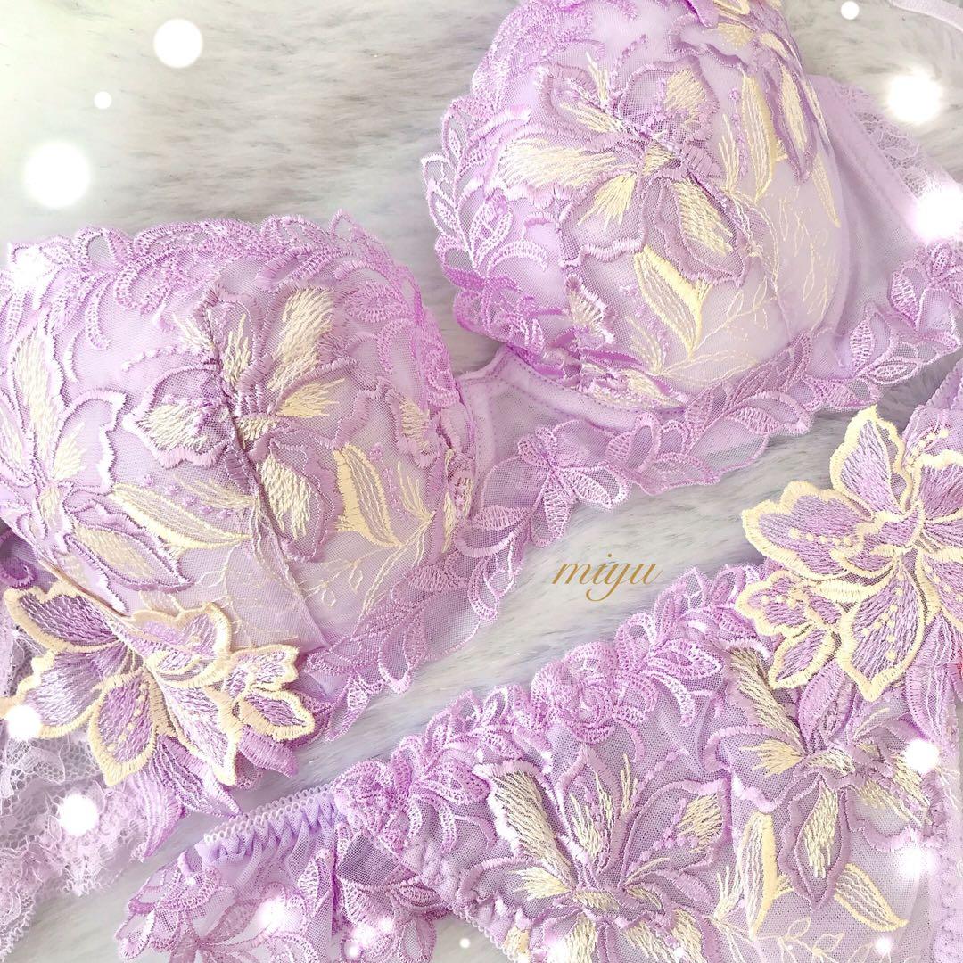 複数割-200★E70、TバックM×2セット♡