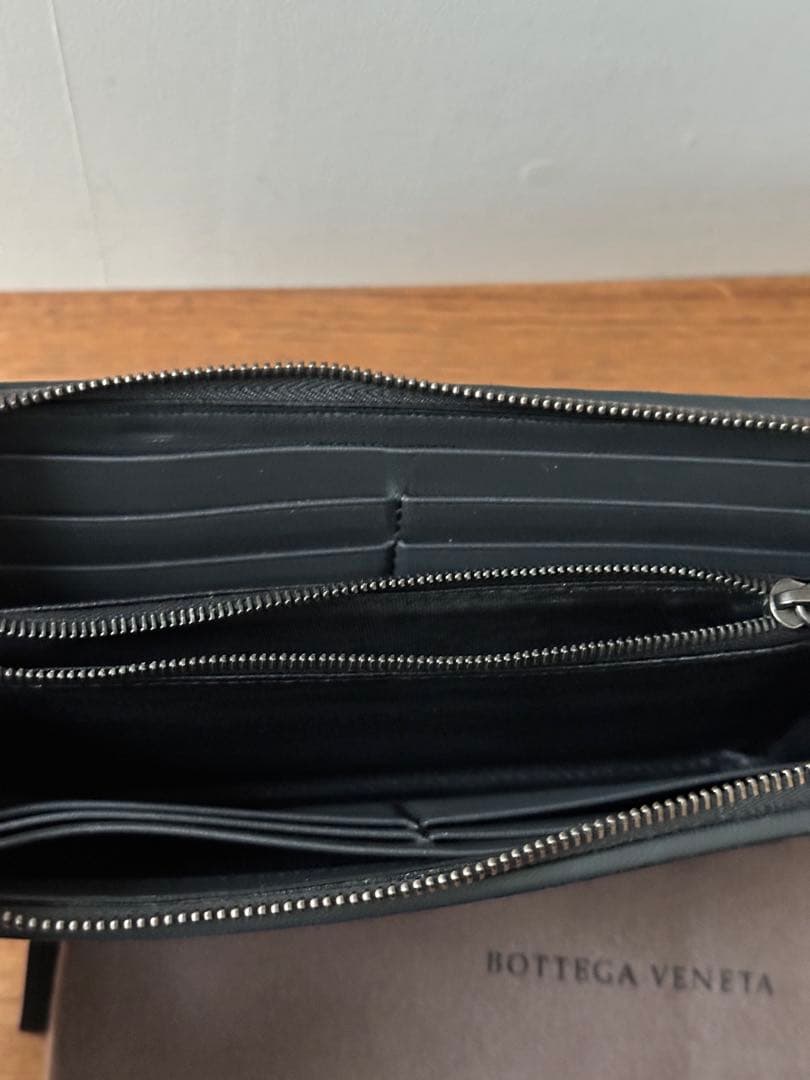 BOTTEGA VENETA 長財布　ジップアラウンド　小銭入れ付