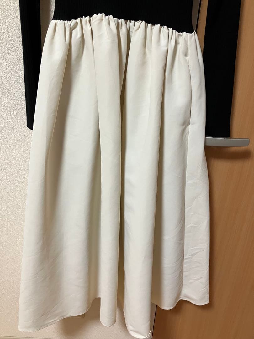 ユナイテッドアローズ　フィット ＆ フレア ポロワンピース