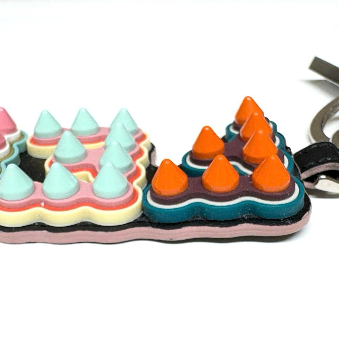 FENDI　フェンディ ロゴ　スタッズ チャーム　キーホルダー　USB付