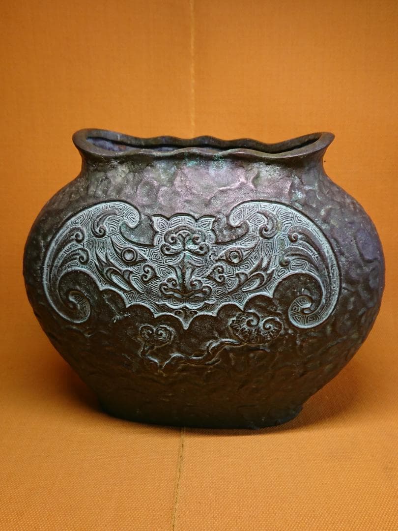 【美品】青銅　壷　銅製　古玩　花器　置物　インテリア　工芸品　美術品　A1457