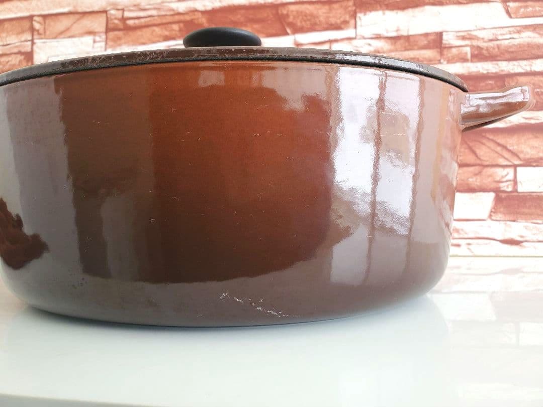 LE CREUSET　オーバル　25㎝　ル・クルーゼ