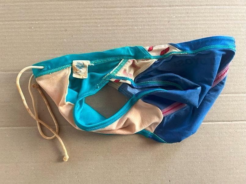 ★超カッコいいデザインとカラー！arena（アリーナ）製 競泳用水着（競パン）★