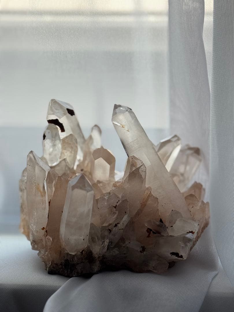 ツインポイントあり◎ マダガスカル産 ピンククォーツクラスター