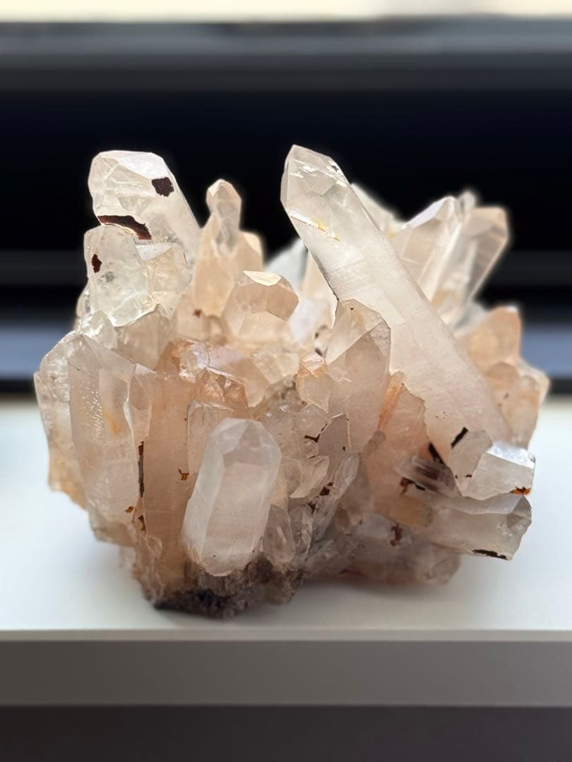 ツインポイントあり◎ マダガスカル産 ピンククォーツクラスター