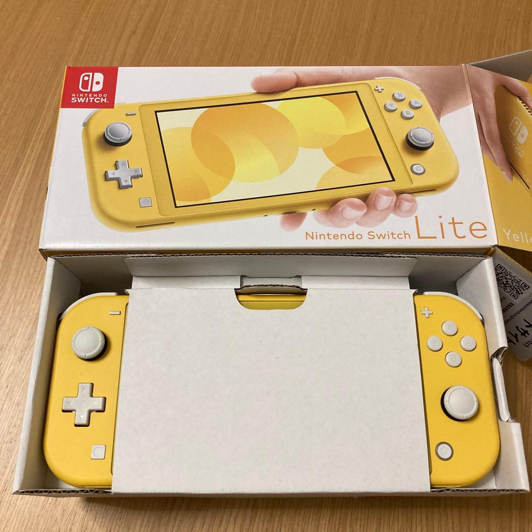 Switch LITE スイッチライト　イエロー本体とケースのセット