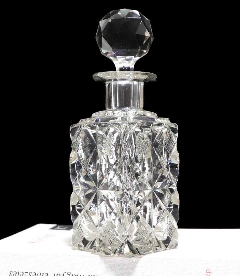 オールド・バカラ 珍品 切子 ダイヤモンドカット×格子柄 ボトル ディアマン